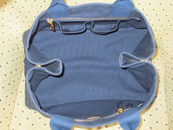 プラダ スーパーコピー ネイビー♪カナパトートバッグL♪白ロゴ FORTE DEI MARMI