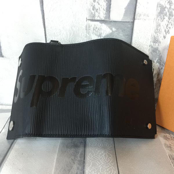 大人気★ ルイヴィトンスーパーコピー シュプリームM67711 CH.CP WALLET チェーンウォレット 三つ折り財布