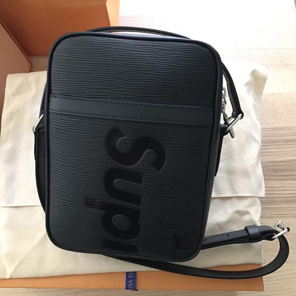 大人気素敵 シュプリーム ルイヴィトン スーパーコピー エピ ダヌーブPM M53431 ショルダーバッグ 斜め掛けバッグ ブラック