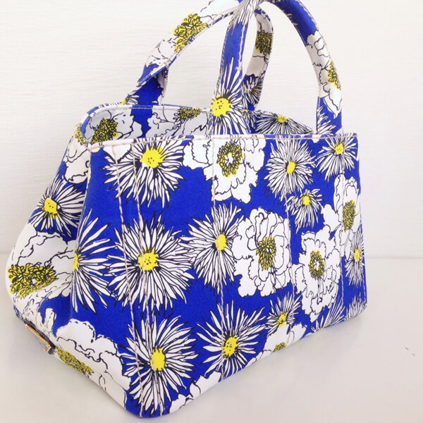 国内即納☆可愛い花柄♪《PRADA》プラダスーパーコピー CANAPA 2WAY トートバッグ (M) B2642B