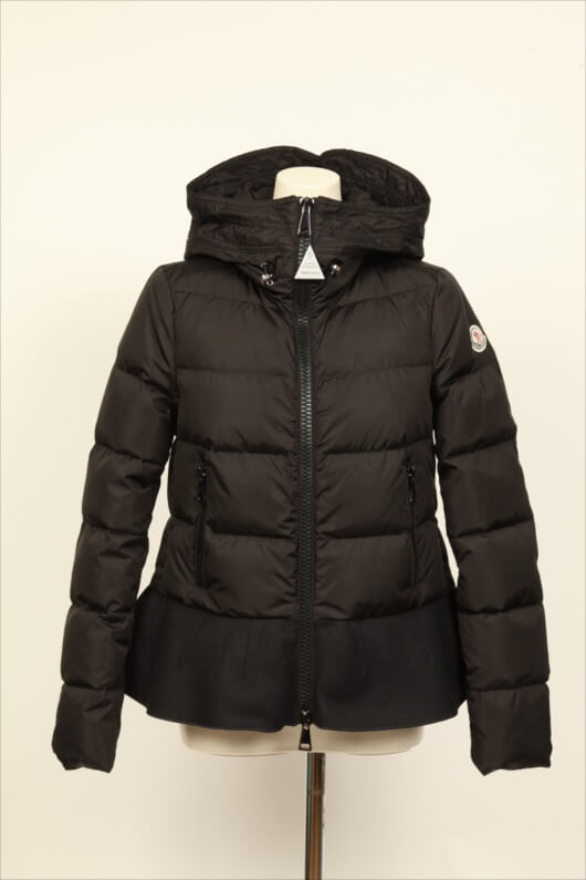 モンクレール コピー NESEA ネセア ダウンジャケット 21-22年秋冬新作 MONCLER105
