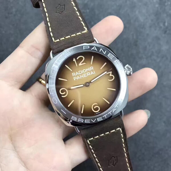パネライ ラジオミール 3デイズ アッチャイオ 47mm 世界限定1000本 PAM00687
