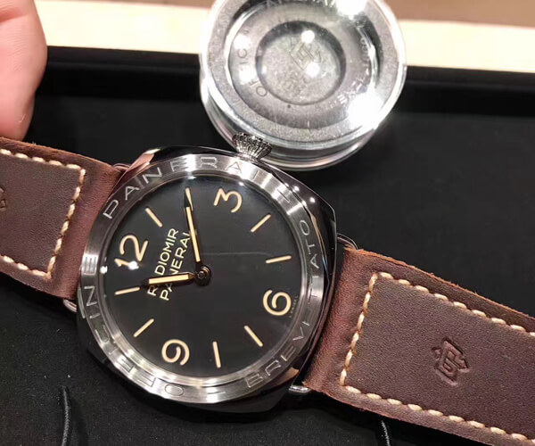 パネライ ラジオミール 3デイズ アッチャイオ 47mm 世界限定1000本 PAM00685