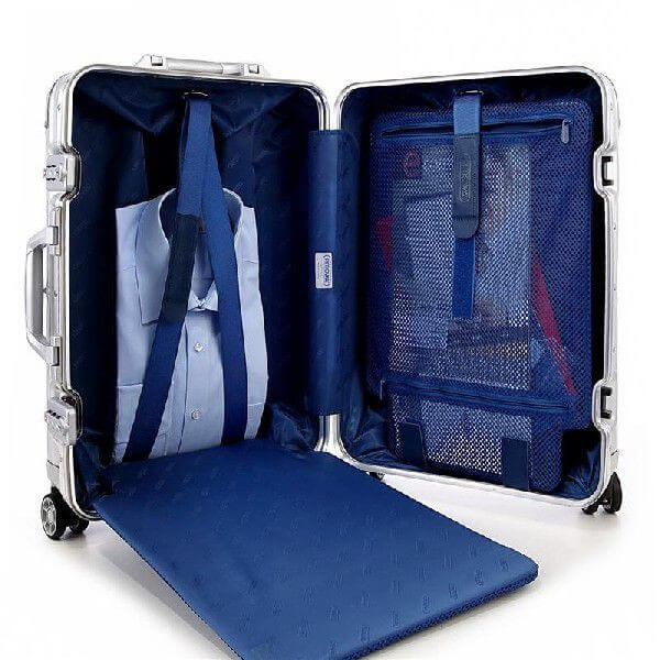 リモワ トパーズ 4輪 32L キャビンマルチホイール イアタ 900.52 TSA付 RIMOWA TOPAS シルバー スーツケース　リモア