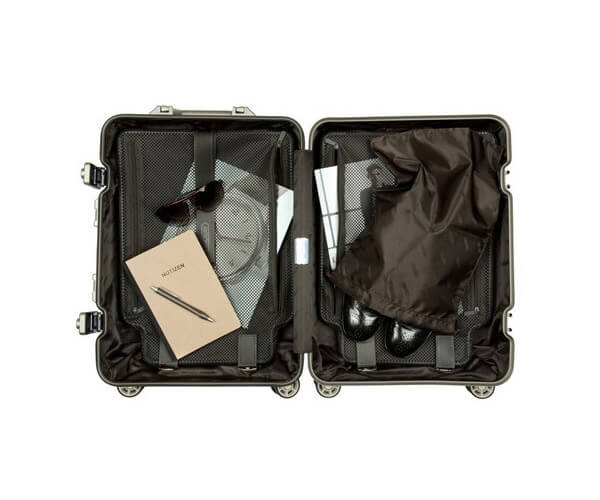 リモワ トパーズ チタニウム 《32L》 4輪 トローリー 944.52 RIMOWA TOPAS TITANIUM ゴールド スーツケース リモア TSA付 機内持込み可