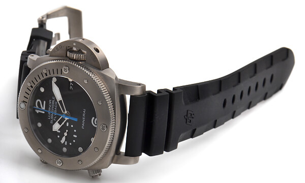 PAM00614 ルミノール1950 サブマーシブル 3デイズクロノチタニオ パネライ