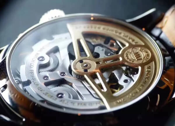 IWC ポルトギーゼ パーペチュアルカレンダー IW503401