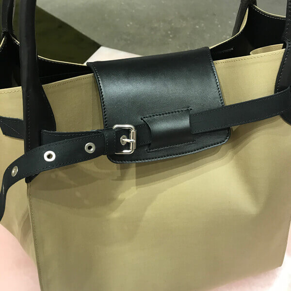 セリーヌスーパーコピーゴム引きBIG BAGトート 最新作でお作り少数!