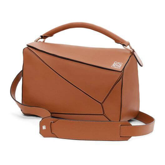 新作!ロエベ PUZZLE BAG スモールサイズ タン ショルダーバッグ ポシェット 322.30.S21