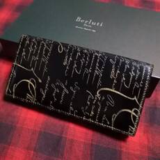 限定ゴールドパティーヌ希少品!! ベルルッティ SANTAL