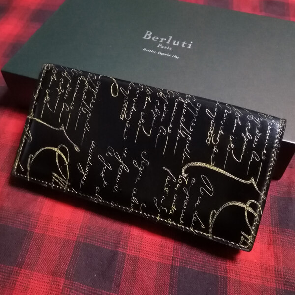 限定ゴールドパティーヌ希少品!! ベルルッティ SANTAL