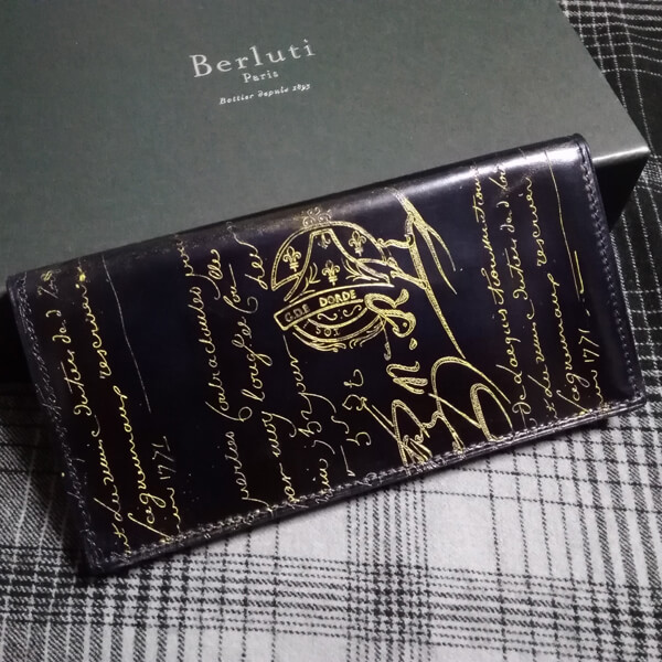 限定ゴールドパティーヌ希少品!! ベルルッティ SANTAL
