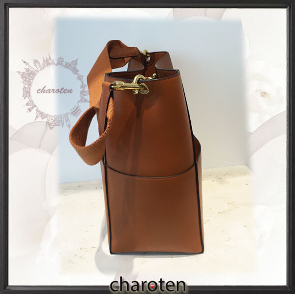 2019年春最新作争奪戦 セリーヌスーパーコピー Sangle Small Seau Bag(サングルソーバッグ)サングルソーバッグ 176593ACZ.04TA