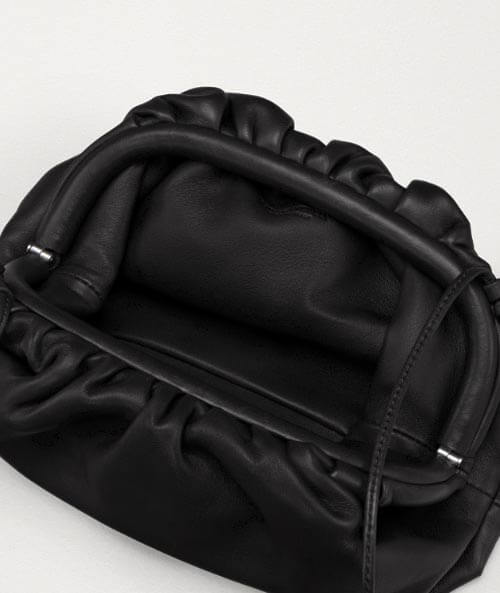 【ボッテガヴェネタスーパーコピー】air bag 偽物 バターカーフ ザ ポーチ 20* 2WAY 多色