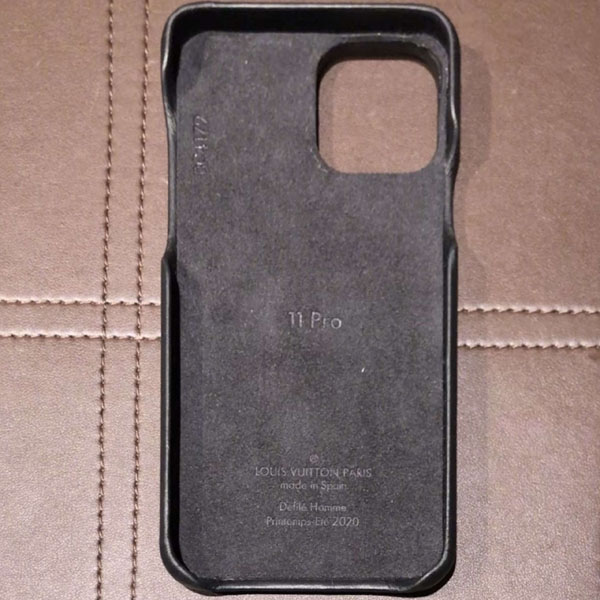 ★入手困難!IPHONE・バンパー 11 PRO★すぐ届く!M69429/M69430