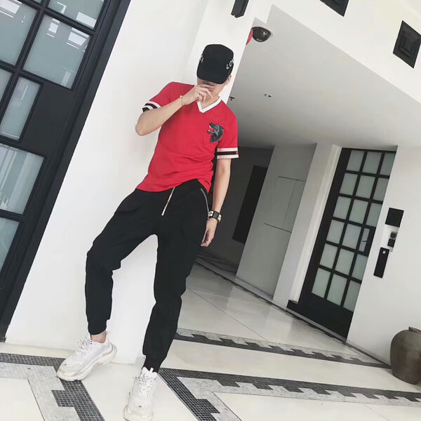 新色☆希少!グッチスーパーコピー グッチ Red Tシャツ