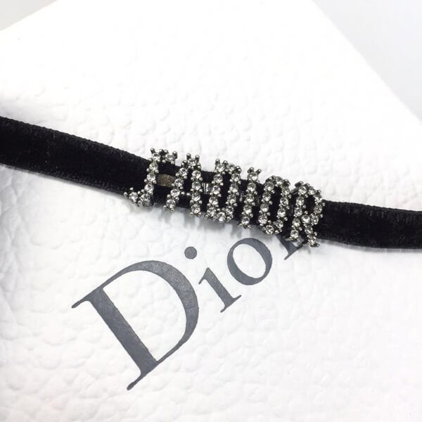 ディオール チョーカー 偽物 dior ネックレス 偽物 コピー 2023完売前に新作を先取り