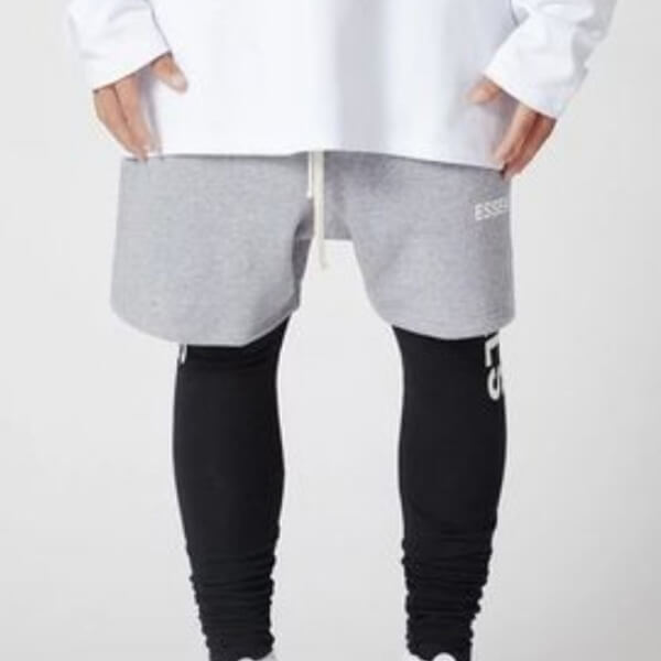 入手困難!Fear of God / FOG / ESSENTIALS - Sweat Shorts