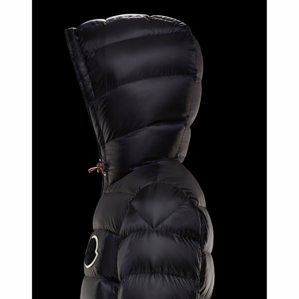 モンクレール ダウンジャケット 偽物 20/21AW SASSIERE 3色 0911A20500C0571032