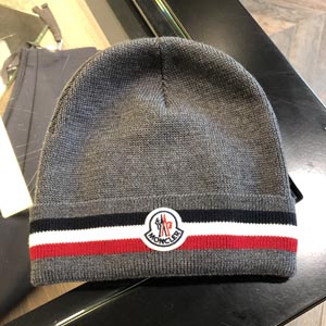 2020秋冬大人气新作《MONCLER モンクレールスーパーコピー》トリコロール ニットキャップ