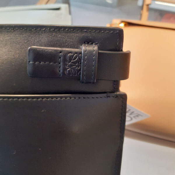 ロエベ クラッチバッグ コピー T Pouch Bag 送料込み!126.57.R77