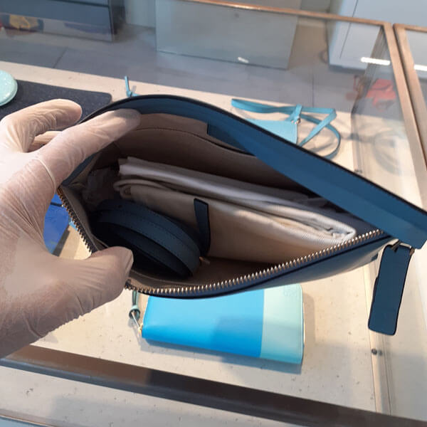 ロエベ クラッチバッグ コピー T Pouch Bag 送料込み!126.57.R77