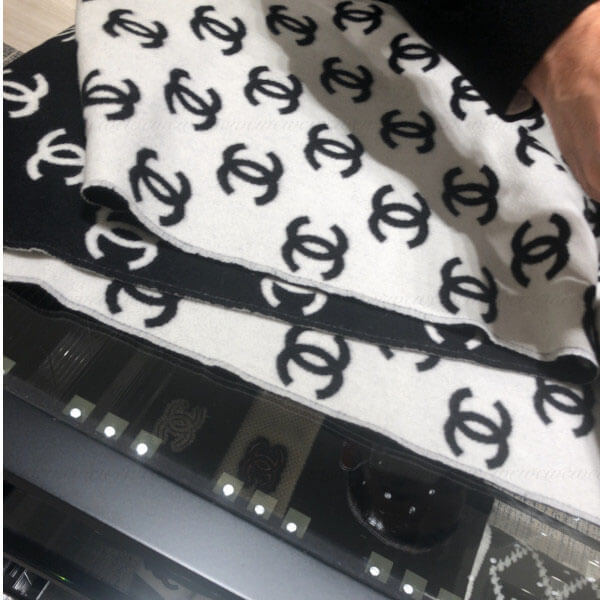 すぐ届く∞シャネル コピー ココマークの大判マフラー 国内発■新作!