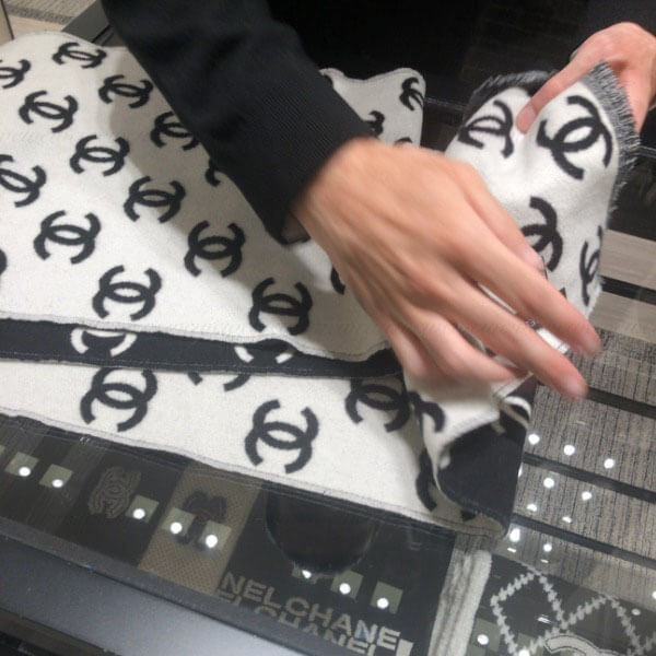 すぐ届く∞シャネル コピー ココマークの大判マフラー 国内発■新作!