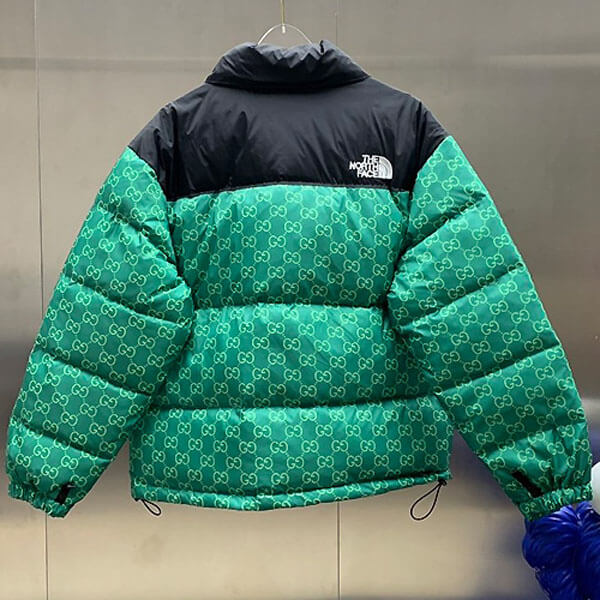 ノースフェイス グッチ 偽物 コラボ ダウンジャケット グッチ × The North Face 1996版型 人気話題コラボ!