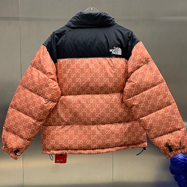 ノースフェイス グッチ 偽物 コラボ ダウンジャケット グッチ × The North Face 1996版型 人気話題コラボ!