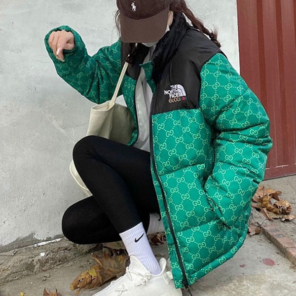 ノースフェイス グッチ 偽物 コラボ ダウンジャケット グッチ × The North Face 1996版型 人気話題コラボ!