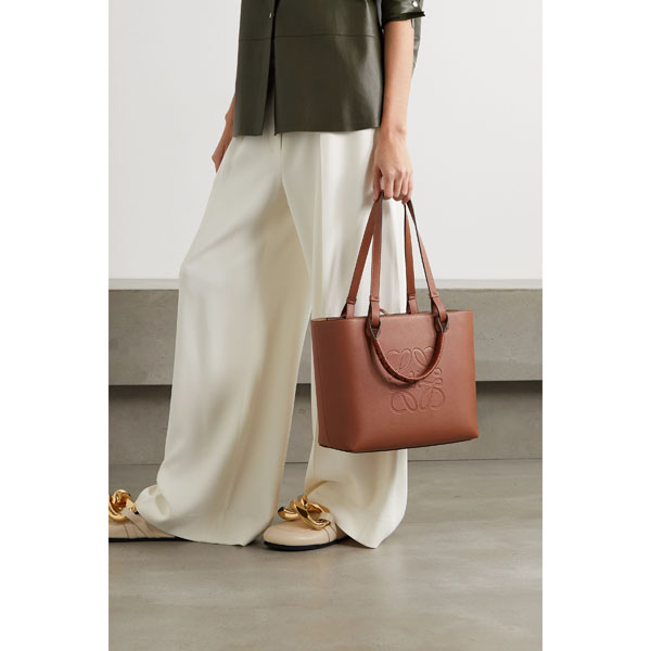 ロエベ コピーAnagram Small leather tote A717S72X031100