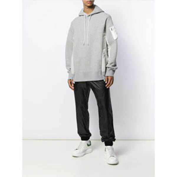 【Sacai】人気!オーバーサイズ グレー パーカー 偽物 SCM033381