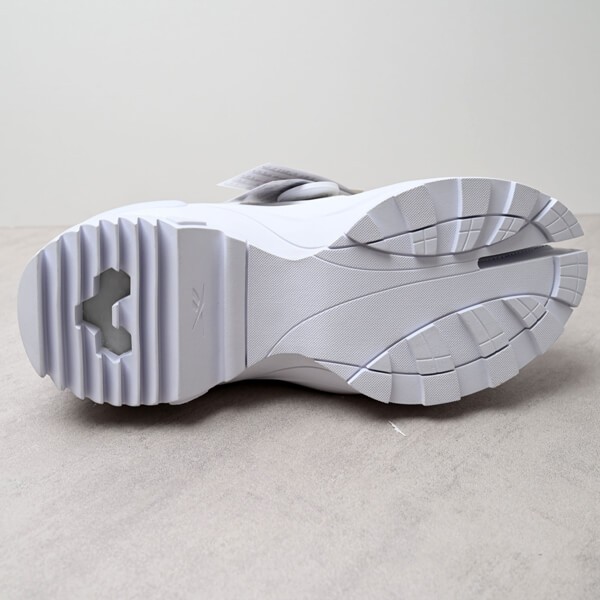 激レア確定!メゾンマルジェラ MM x Reebok Tabi ポンプフューリーコピー