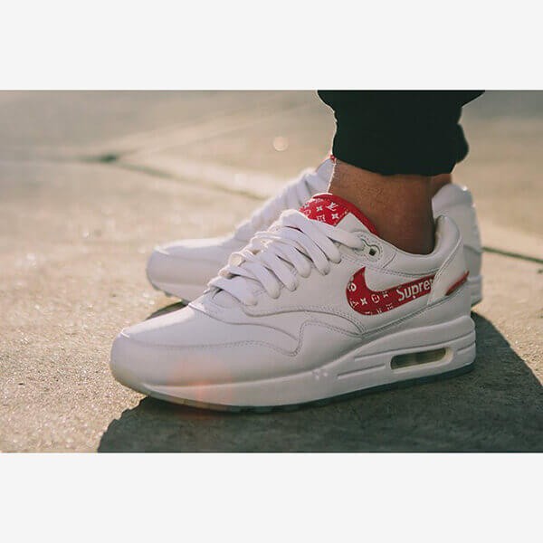 シュプリーム ルイヴィトン ナイキ エアマックス 1 偽物AIR MAX 1 カスタムが海外で話題に!