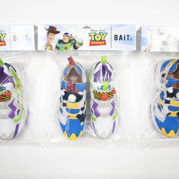 [限定] リーボック BAIT スニーカー 偽物 ポンプフューリー トイストーリー EG7834