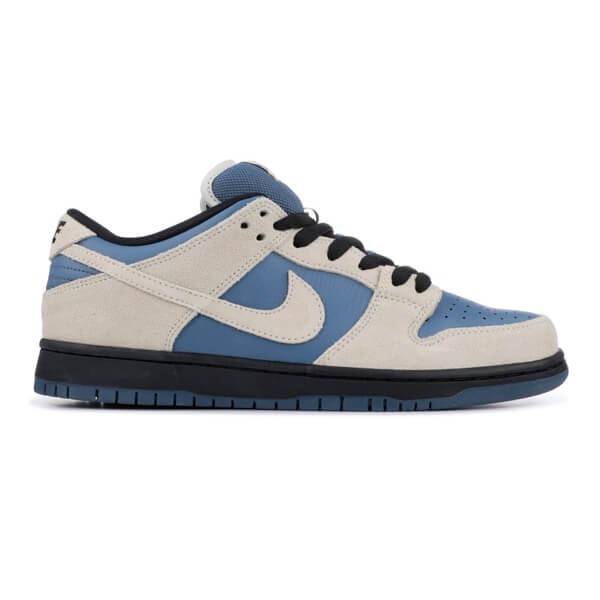 入手困難!ナイキ Dunk Low Pro SB ThunderstormBQ6817 200