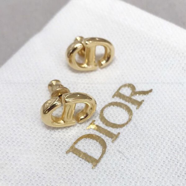 ☆ディオール☆"CD Navy" メタル*スタッズピアスコピー*Gold