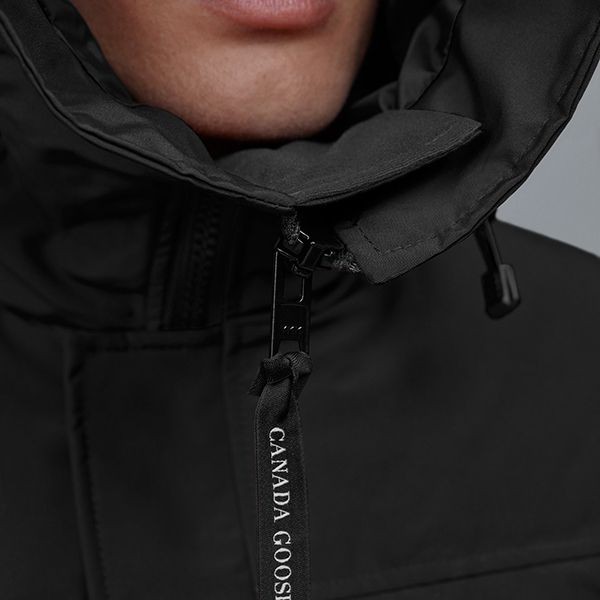 人気新作!カナダグース マクミラン PARKA ブラックレーベルコピー