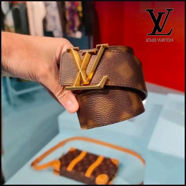 おすすめルイヴィトン サンチュール・LV ピラミッド 40MM リバーシブル 偽物 M0579V
