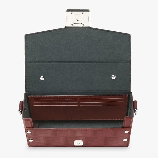 最新で絶対欲しい!フェンディ バゲット ソフトトランク レザー バッグ コピー 5色 7VA565AJF4F0GXN