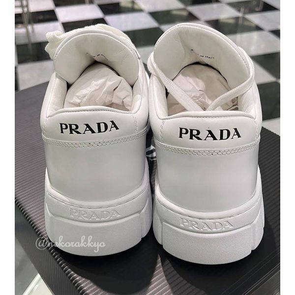 口コミで高評価！プラダ メンズレザースニーカー コピー Leather sneakers送料込