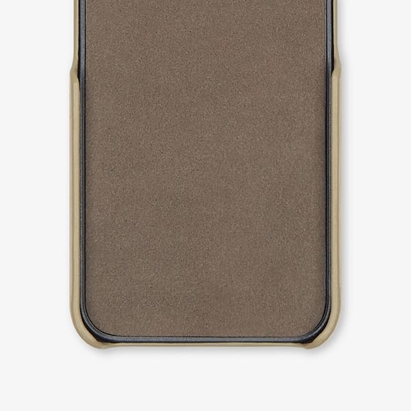 フェンディ ナッパレザー iPhone14/15 ケース コピー 2色