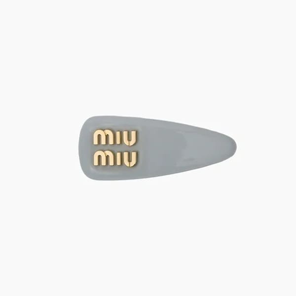 miumiu ヘアピン 偽物 パテントレザー ロゴ ミュウミュウ ヘアクリップ 偽物 全色