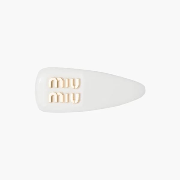 miumiu ヘアピン 偽物 パテントレザー ロゴ ミュウミュウ ヘアクリップ 偽物 全色