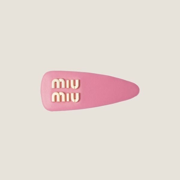 miumiu ヘアピン 偽物 パテントレザー ロゴ ミュウミュウ ヘアクリップ 偽物 全色