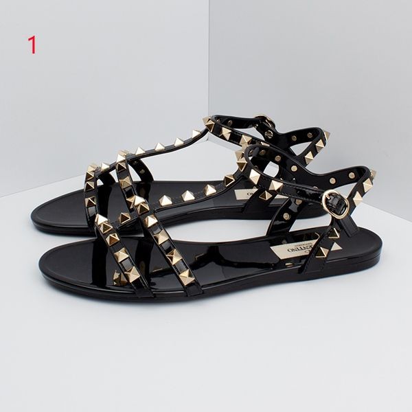 ヴァレンティノ 偽物ROCKSTUD FLAT RUBBER SANDAL サンダル3色
