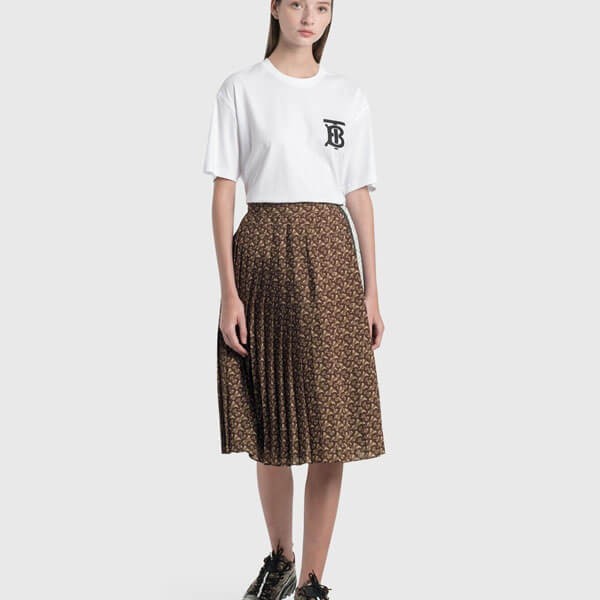 バーバリー Tシャツ コピー BLACKPINK ジス着用♡【Burberry】モノグラムロゴTシャツ