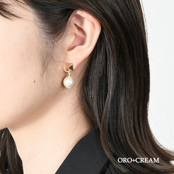 完売人気ヴァレンティノ ロックスタッズ パール ピアス コピーJ0P91 UXM