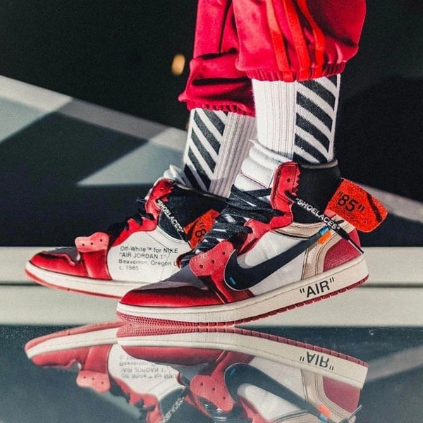 最高の履き心地 オフホワイト ナイキ 偽物 AIR MAX ブーツ AIR JORDAN 1 スーパーコピー AA3834-101